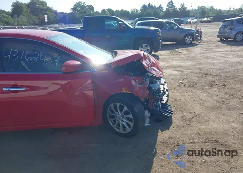 2018 Nissan Sentra Sv z USA, uszkodzony, nr VIN 3N1AB7AP9JL616662